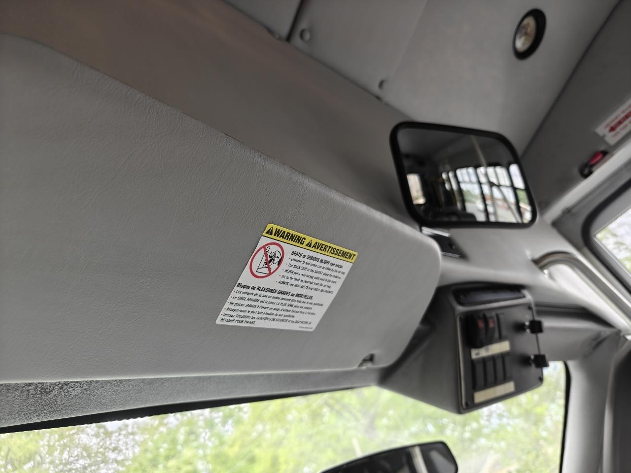 Ford Econoline E350 2011