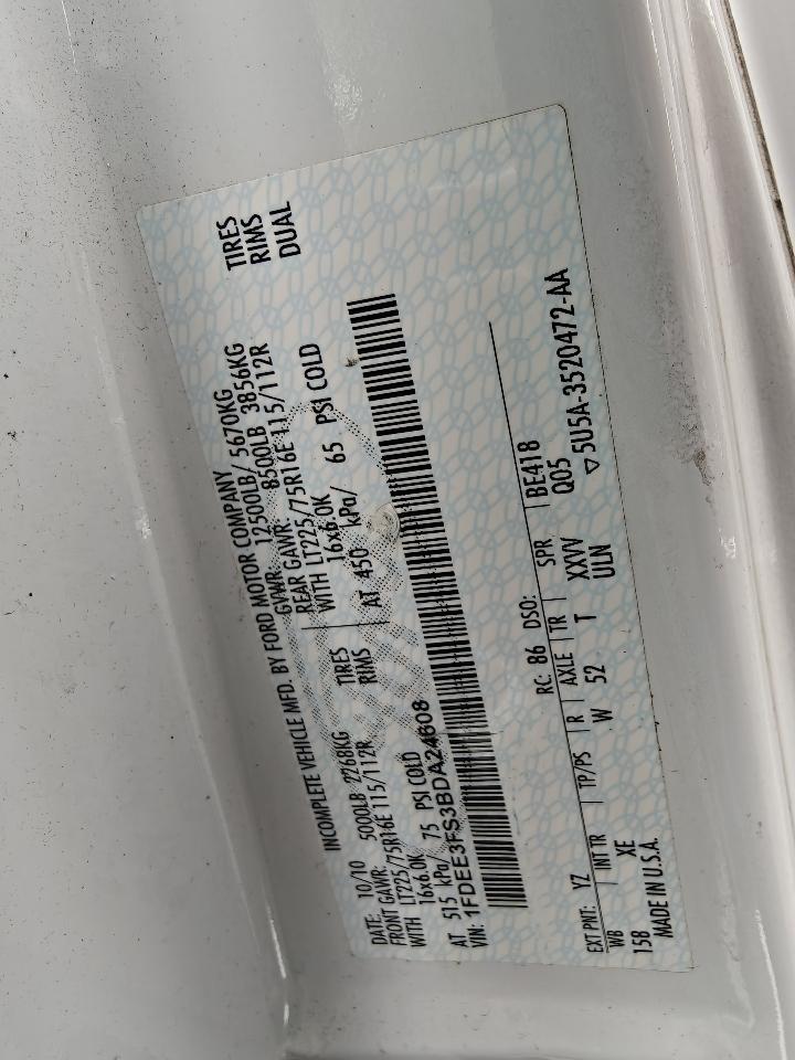 Ford Econoline E350 2011