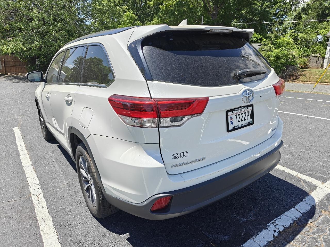 Toyota Highlander SE FWD V6 2019