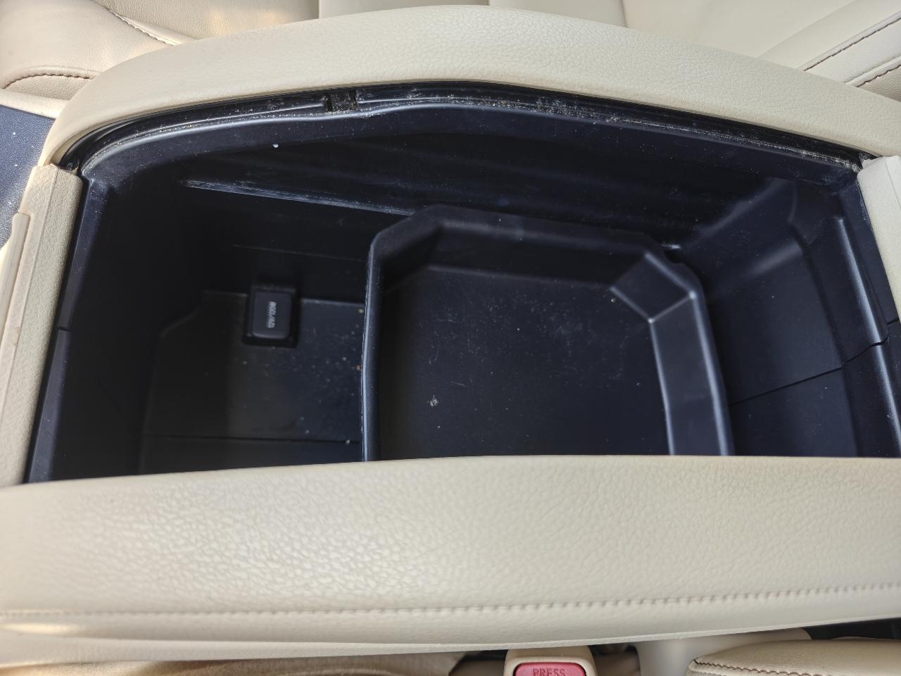 Toyota Highlander SE FWD V6 2019