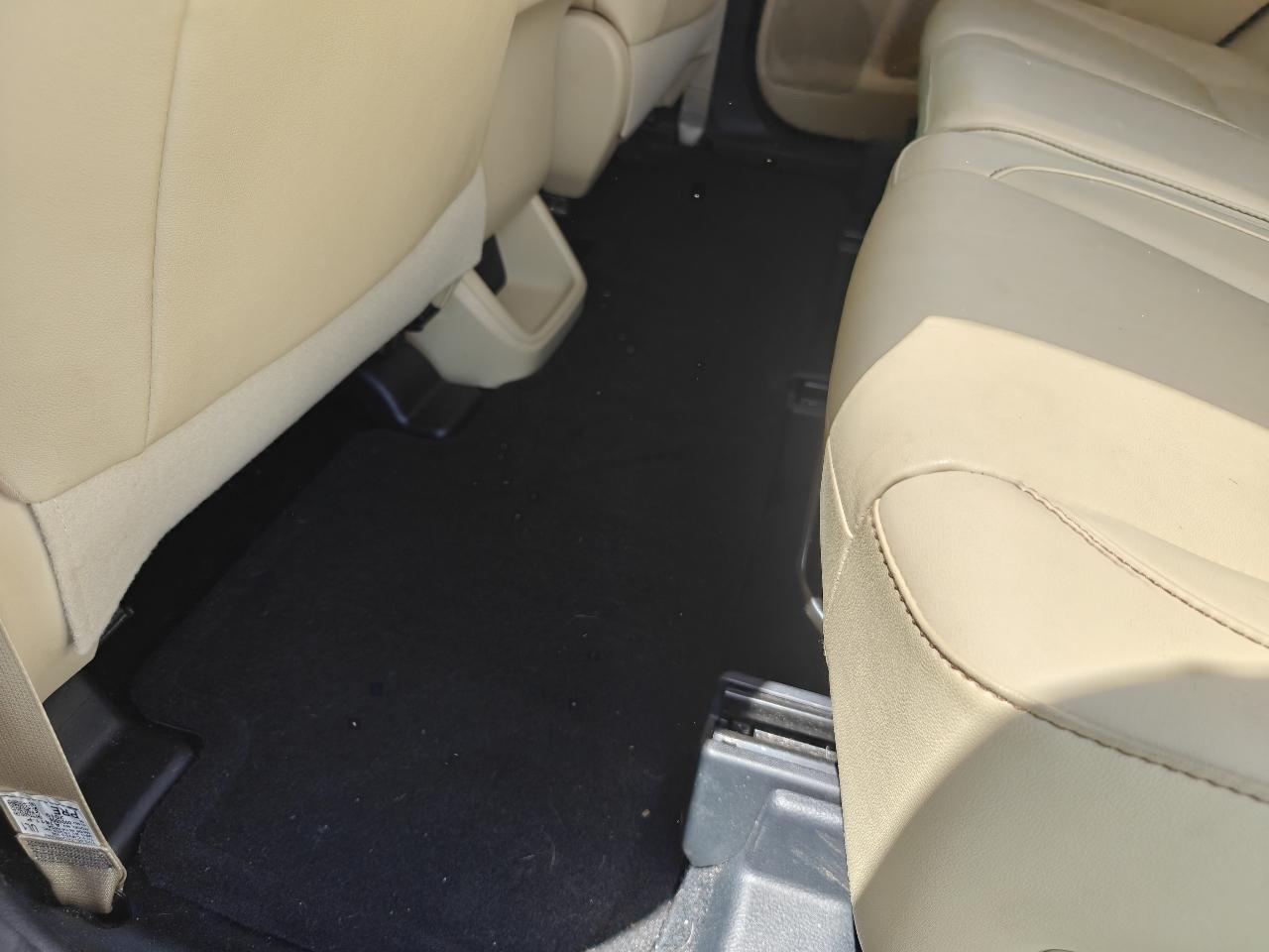 Toyota Highlander SE FWD V6 2019