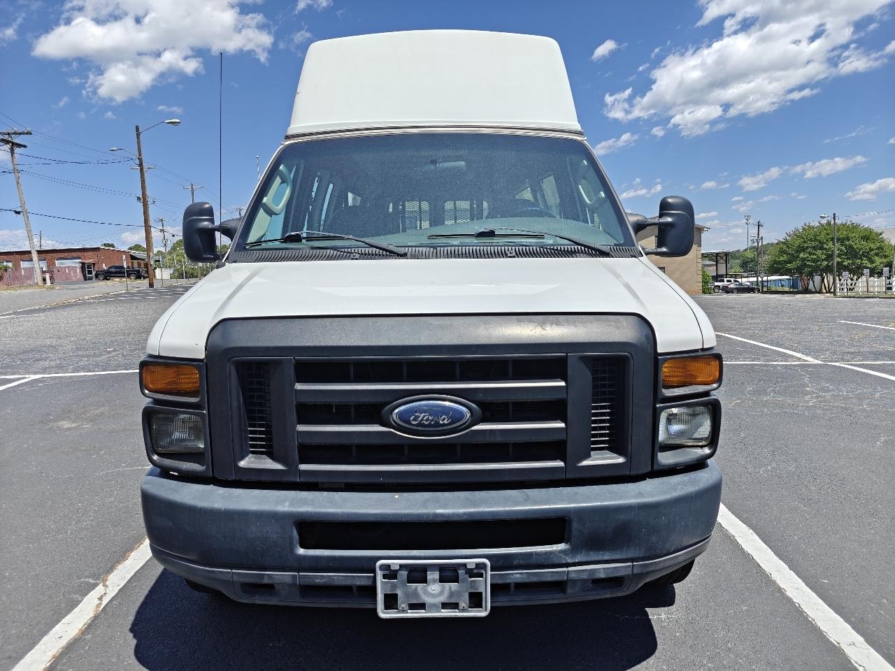 Ford Econoline E350 Super Duty Extended 2008