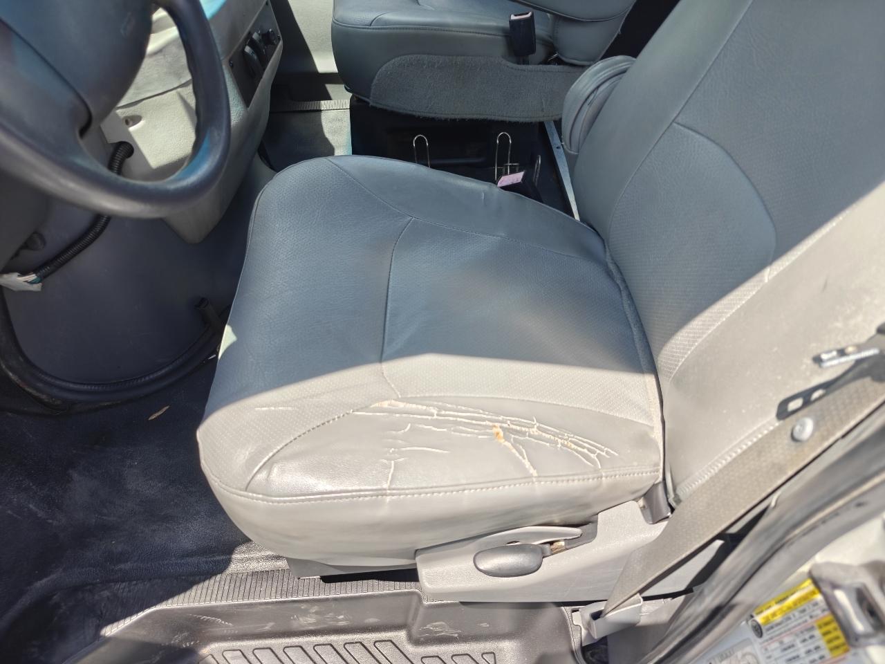 Ford Econoline E350 Super Duty Extended 2008