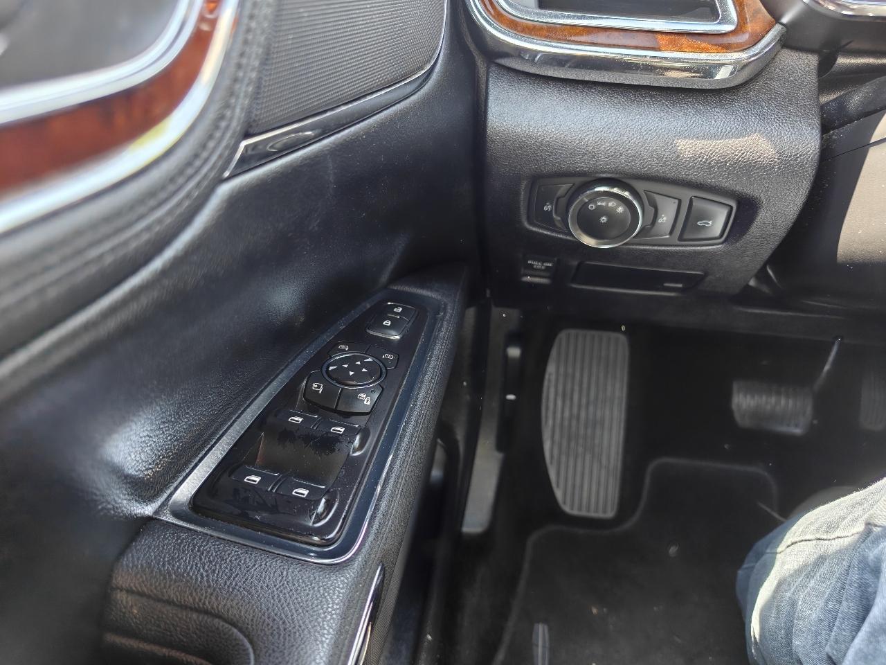 Lincoln Continental Select AWD 2017