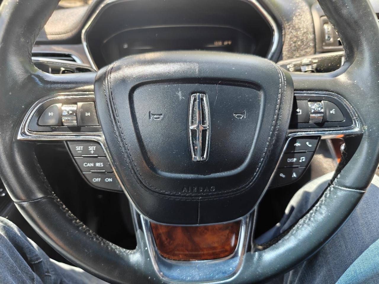 Lincoln Continental Select AWD 2017