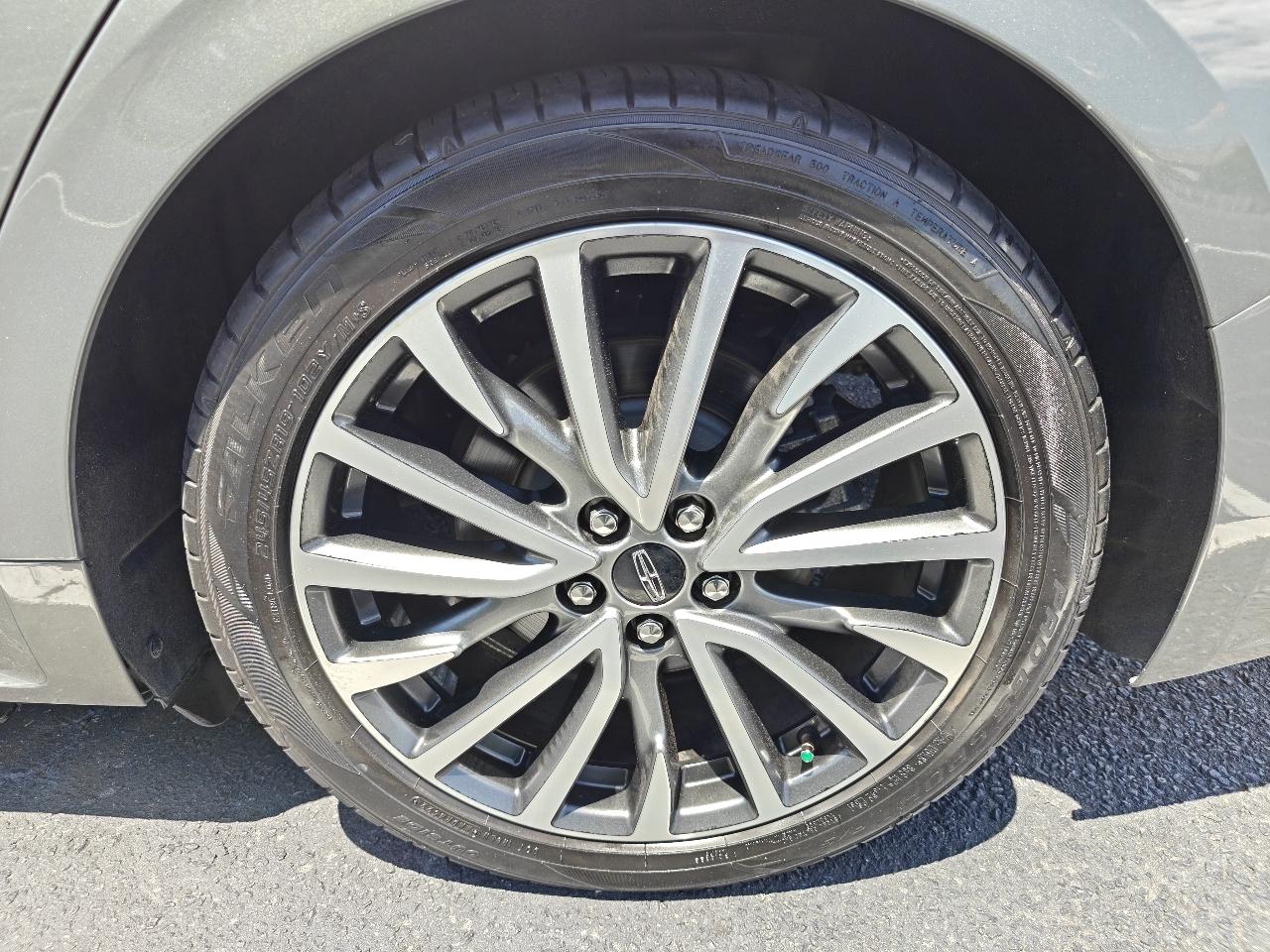 Lincoln Continental Select AWD 2017