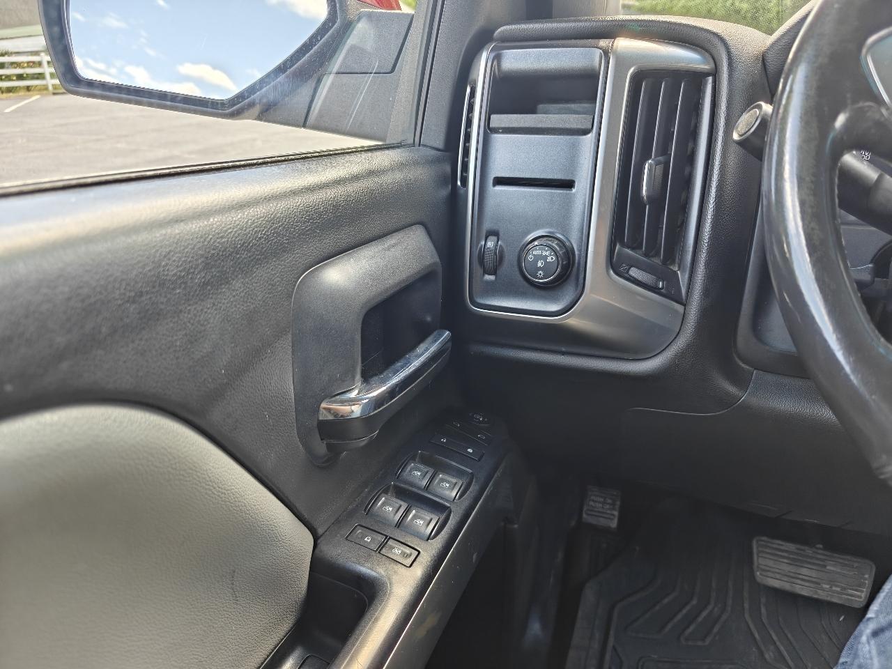 Chevrolet Silverado 1500 1LT Crew Cab 2WD 2018