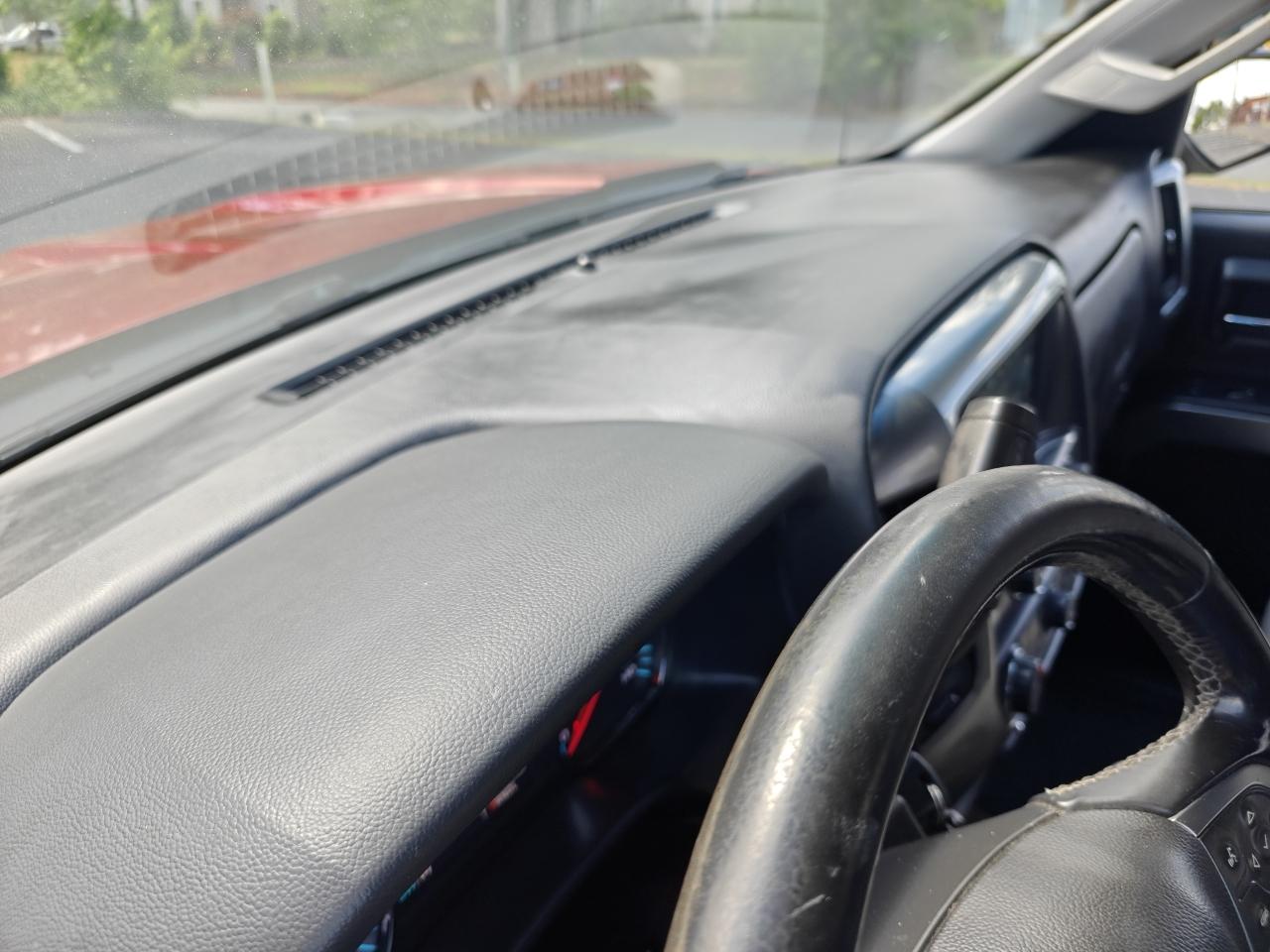 Chevrolet Silverado 1500 1LT Crew Cab 2WD 2018