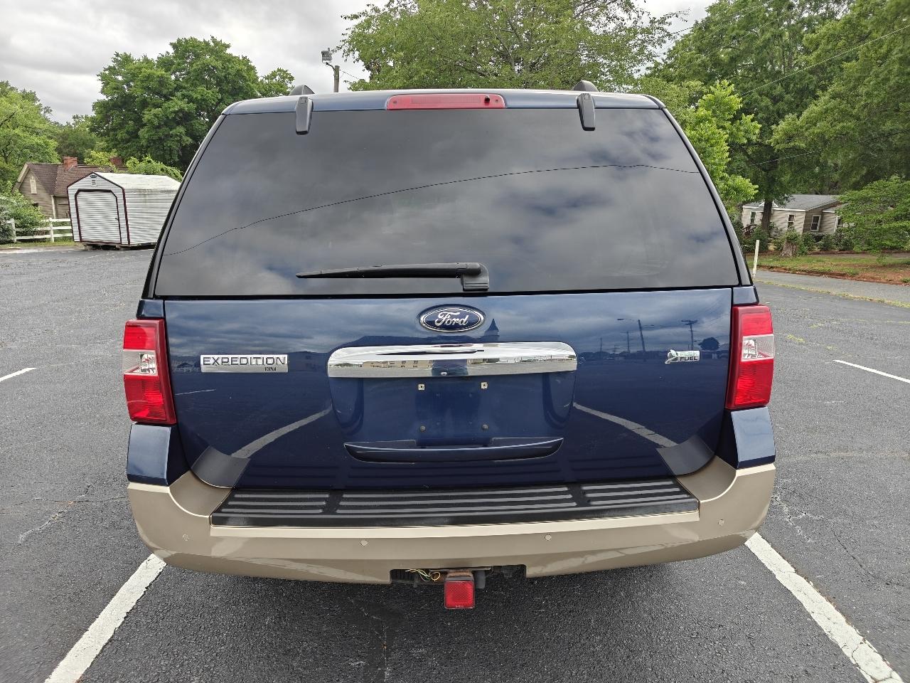 Ford Expedition XLT 4WD 2014