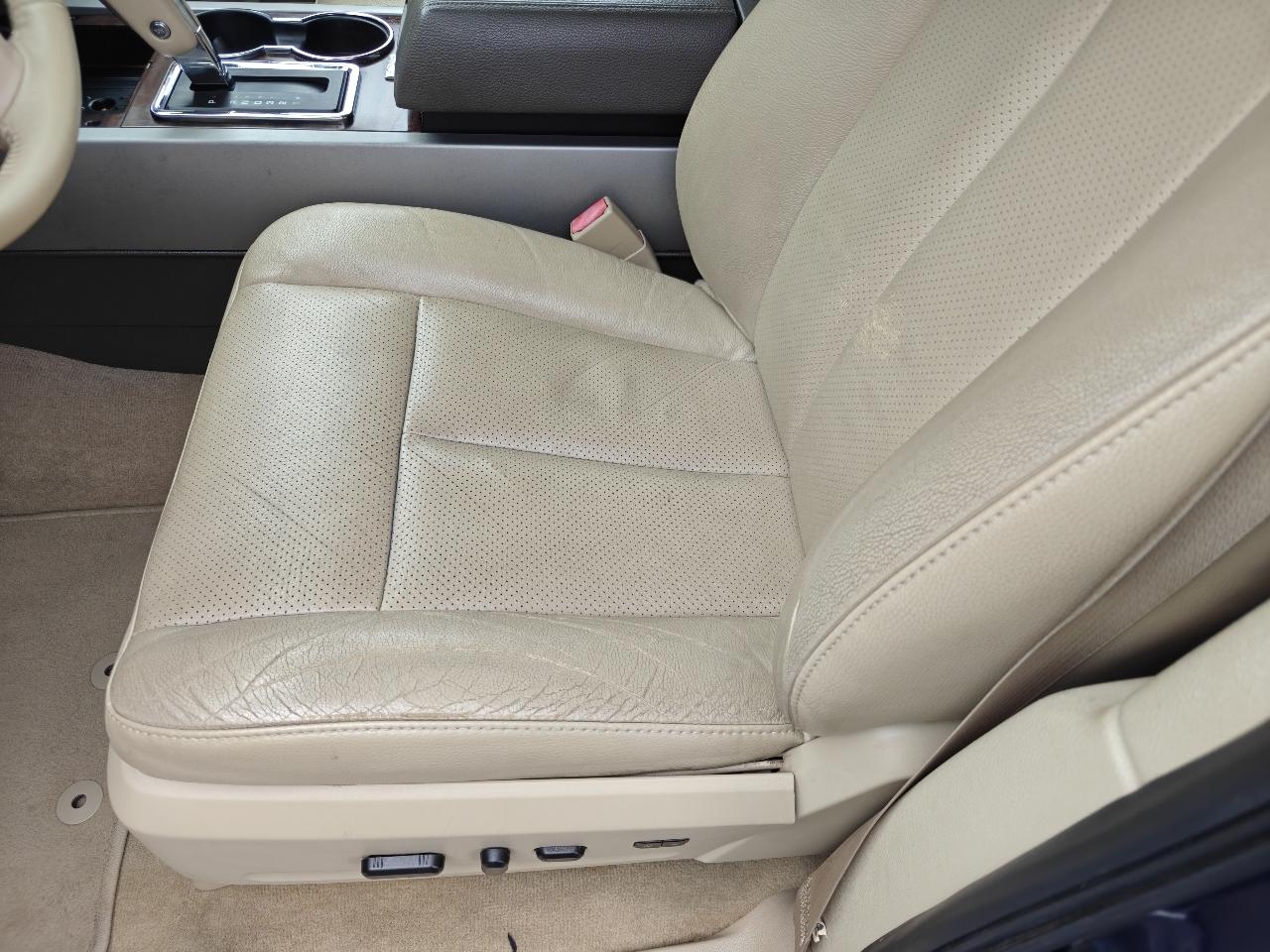Ford Expedition XLT 4WD 2014