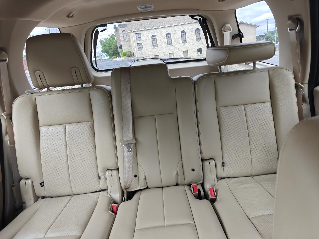 Ford Expedition XLT 4WD 2014