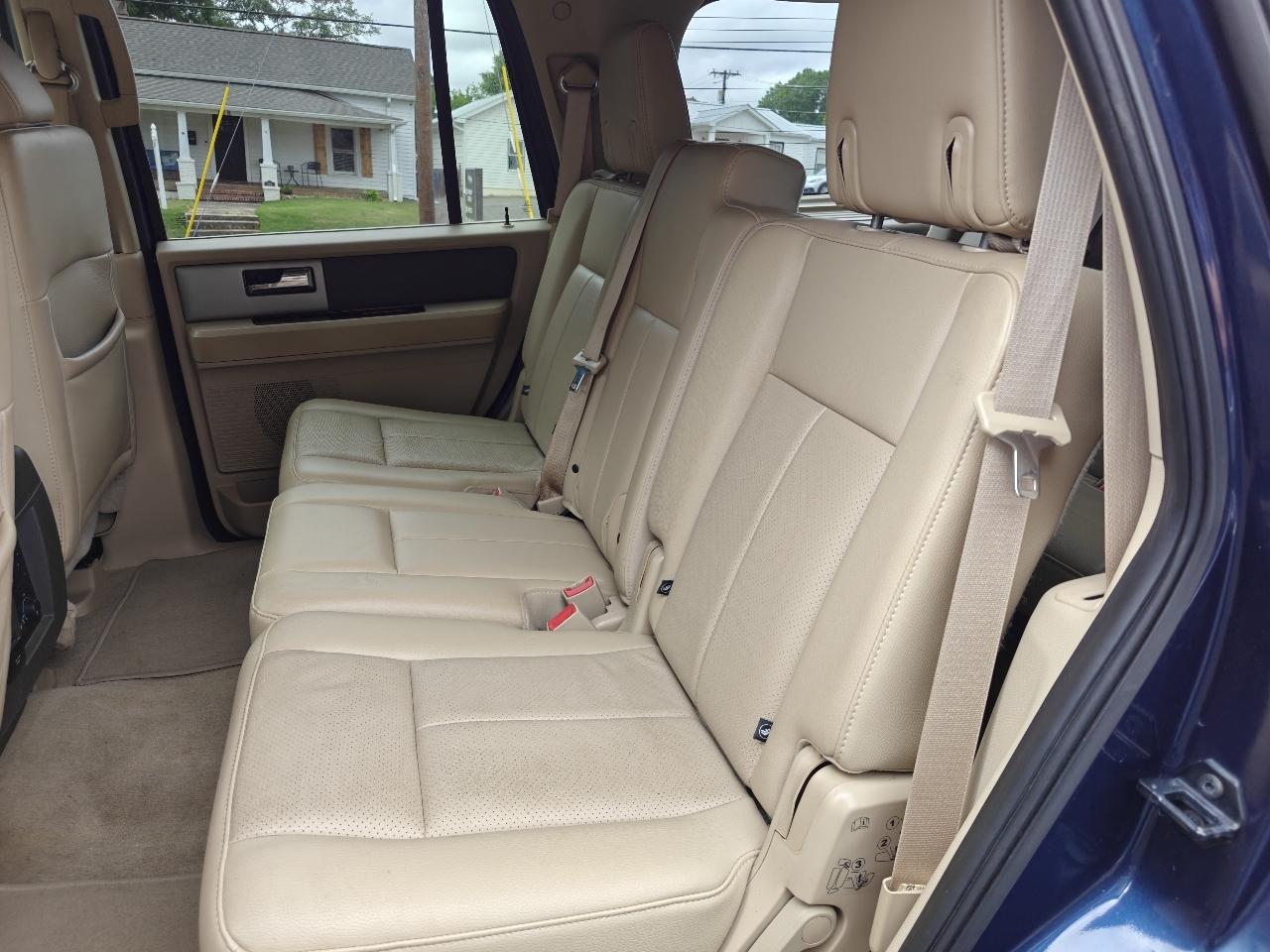 Ford Expedition XLT 4WD 2014