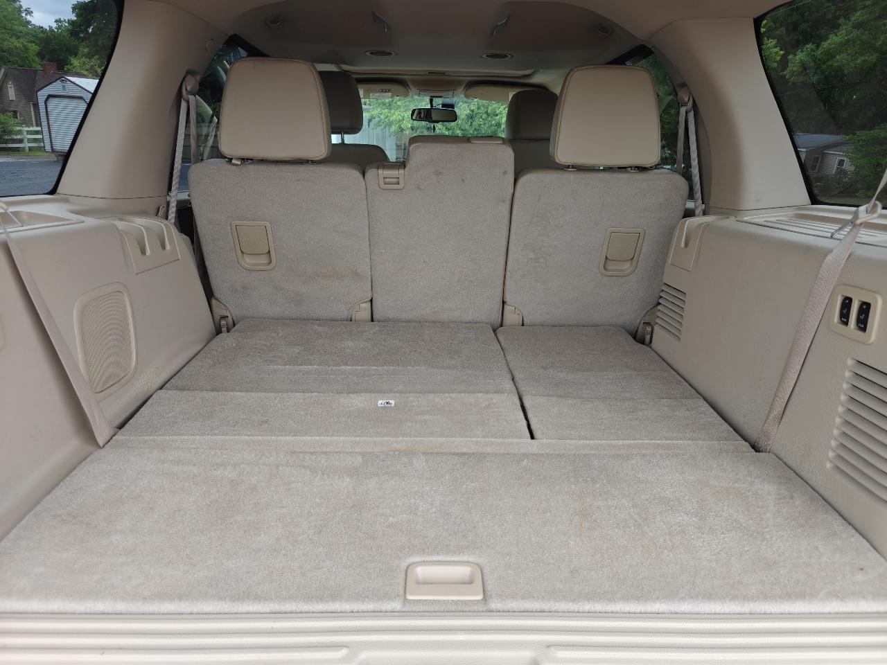 Ford Expedition XLT 4WD 2014