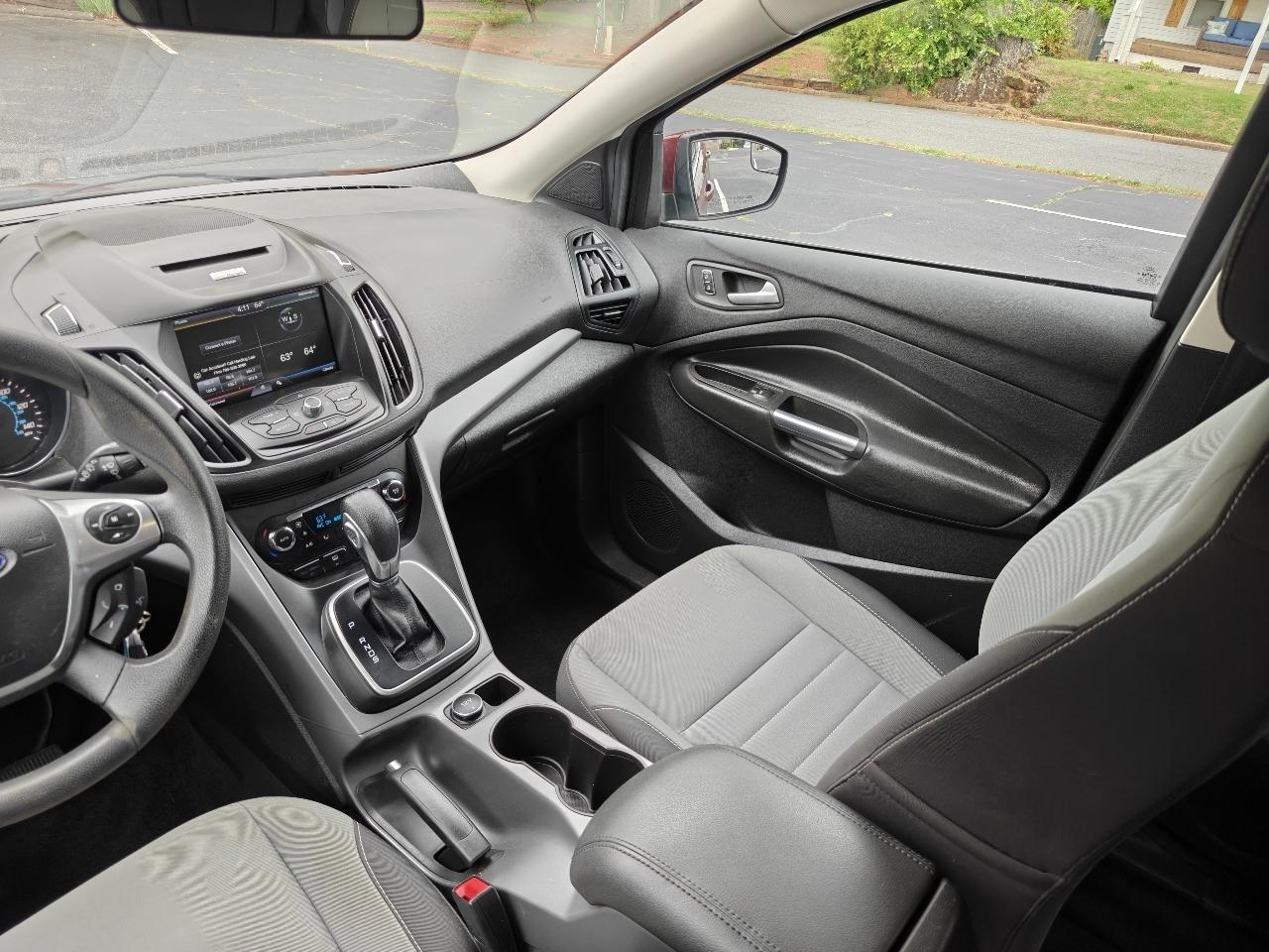 Ford Escape SE FWD 2014