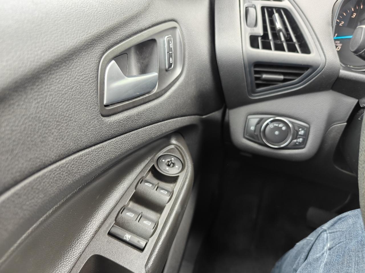 Ford Escape SE FWD 2014