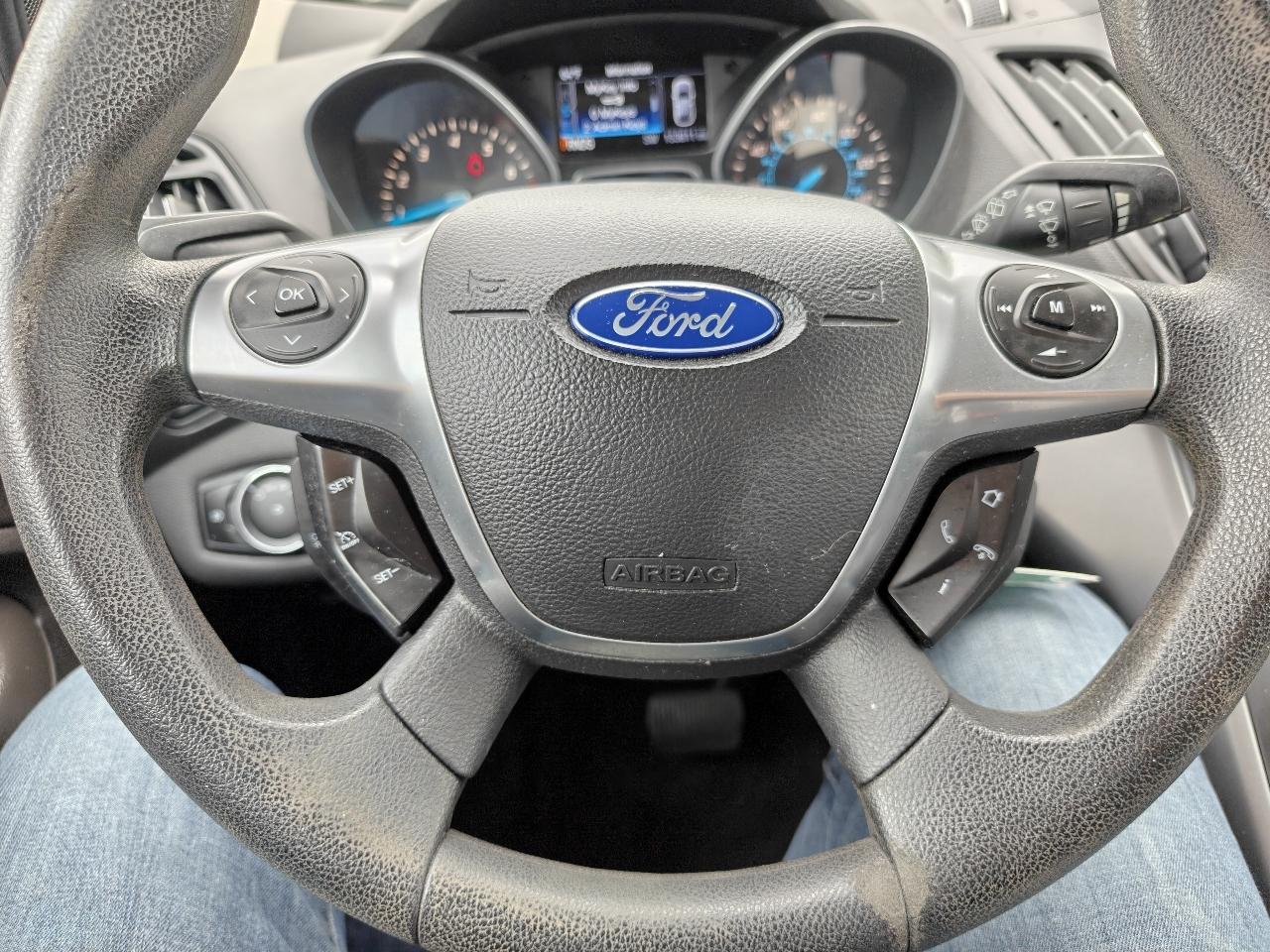 Ford Escape SE FWD 2014