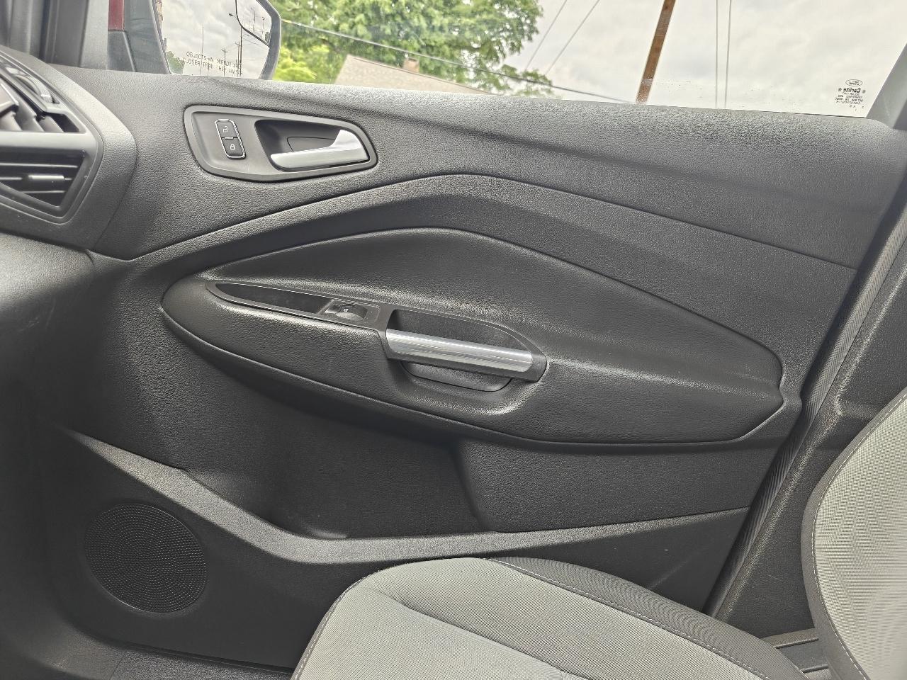 Ford Escape SE FWD 2014