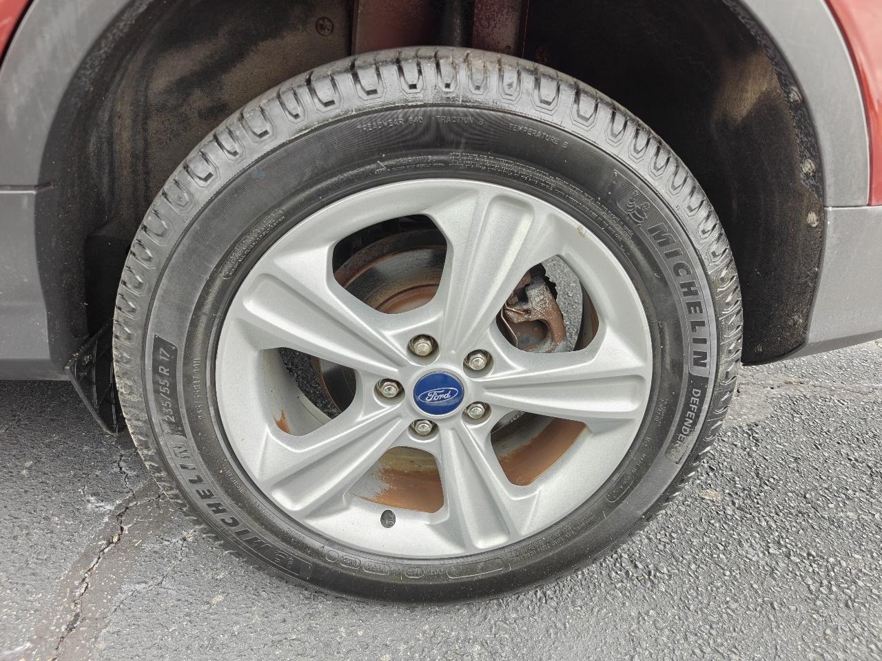 Ford Escape SE FWD 2014