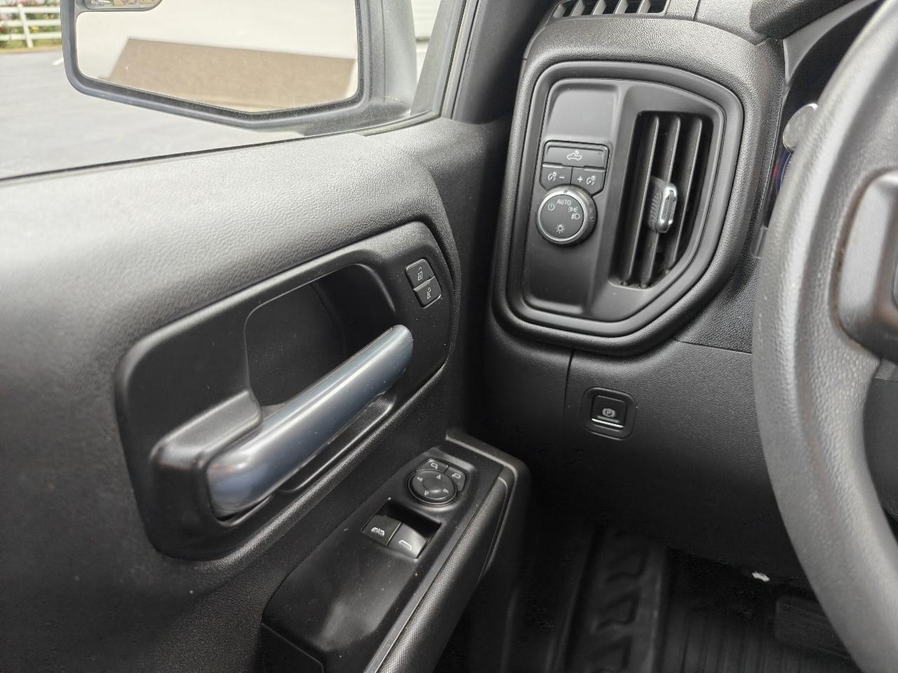 Chevrolet Silverado 1500 2WD Reg Cab 126" Work Truck 2020