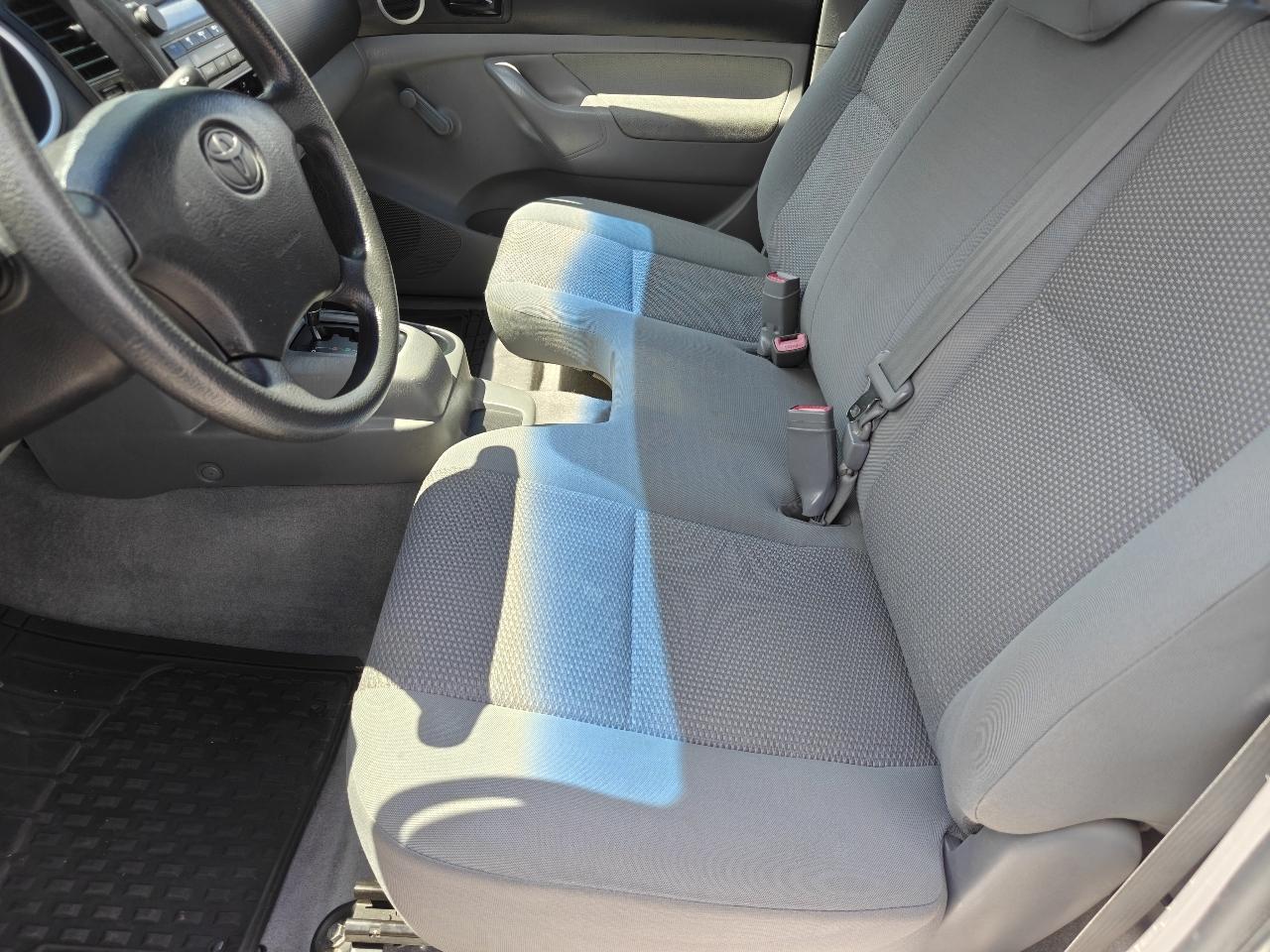 Toyota Tacoma Regular Cab 2WD 2011