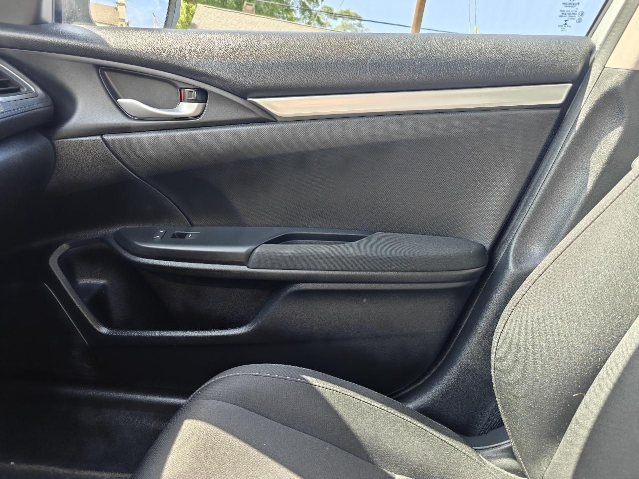 Honda Civic 4dr Sedan LX Auto 2017
