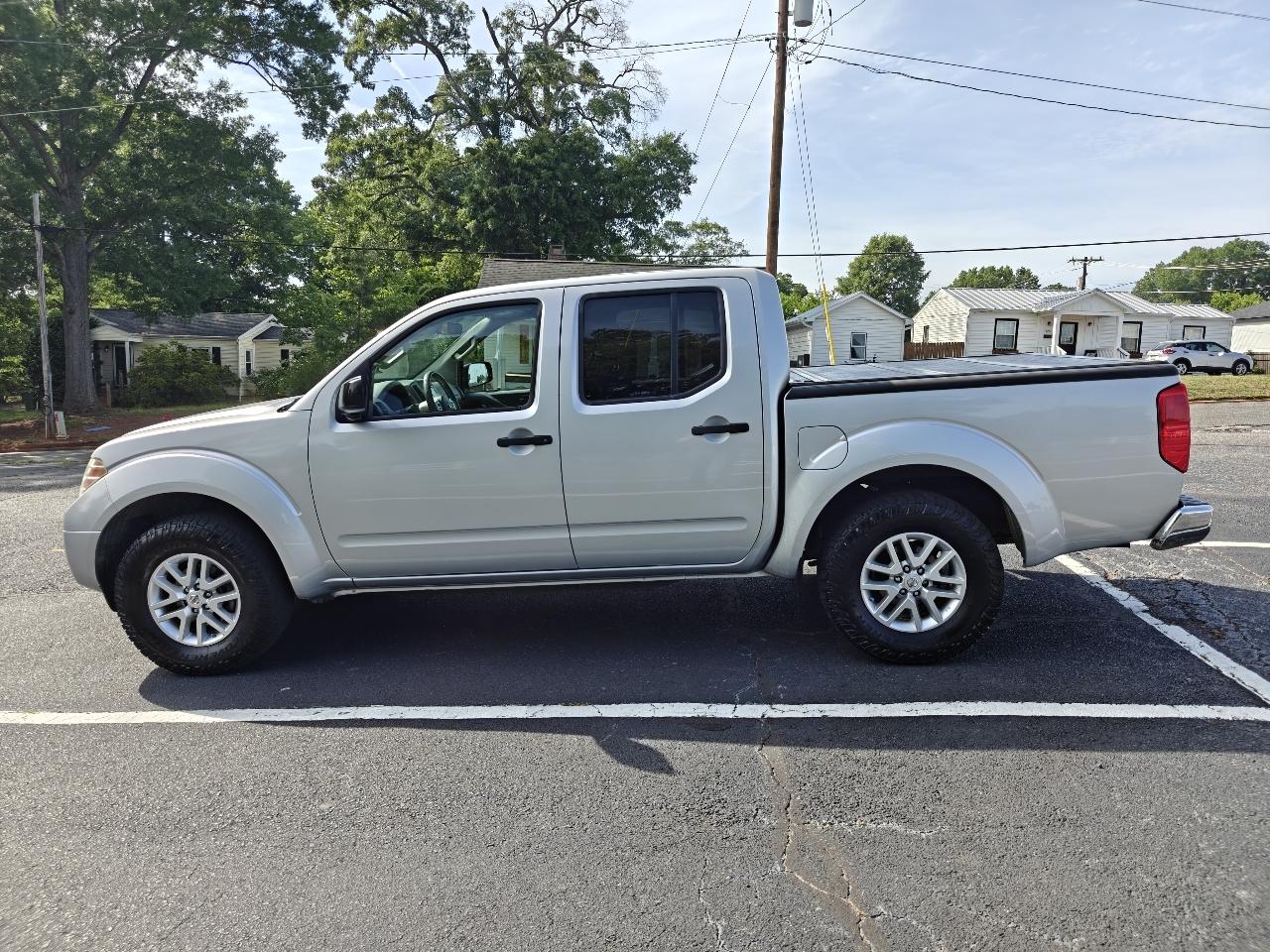 Nissan Frontier S Crew Cab 5AT 2WD 2016