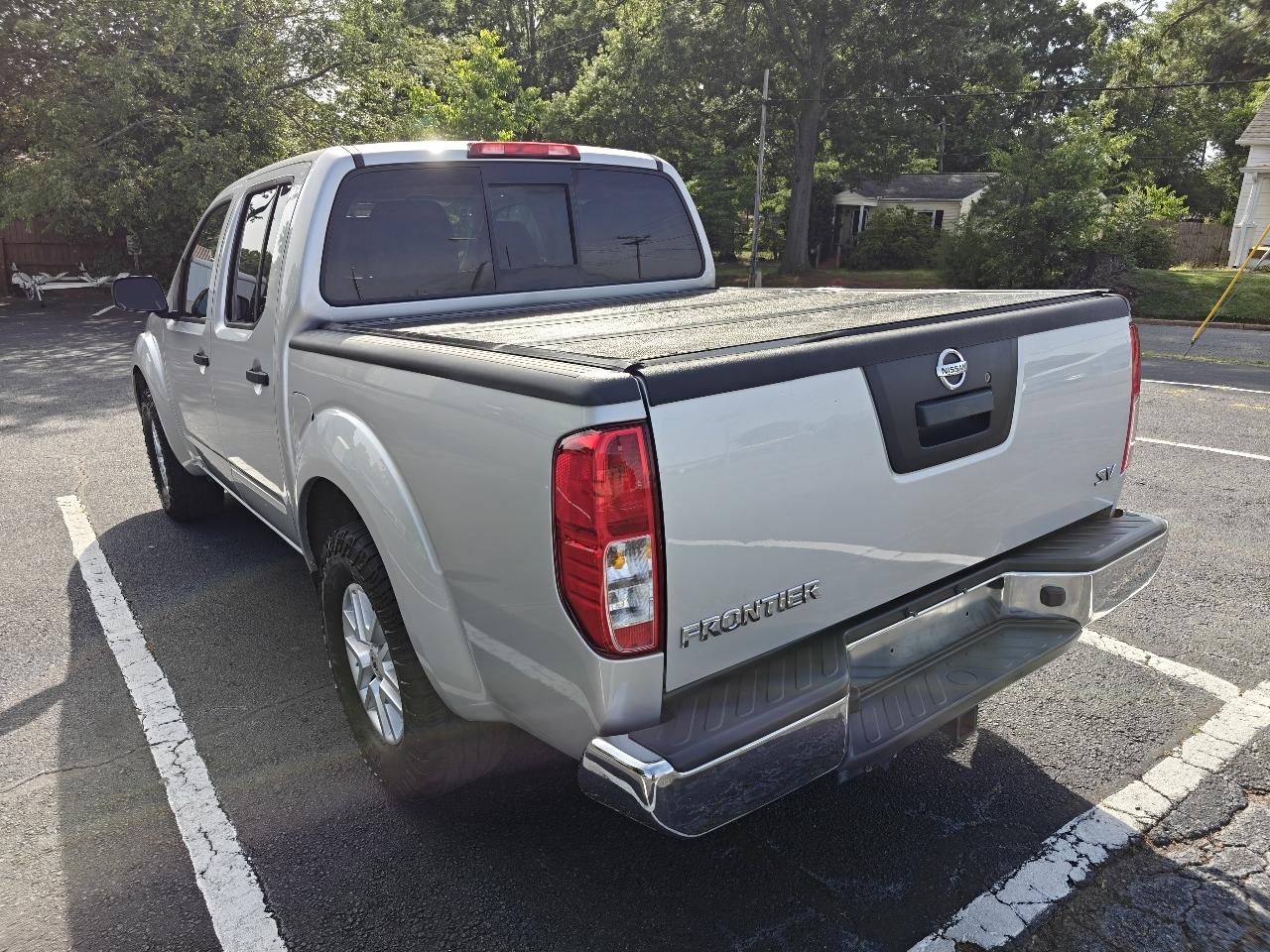 Nissan Frontier S Crew Cab 5AT 2WD 2016