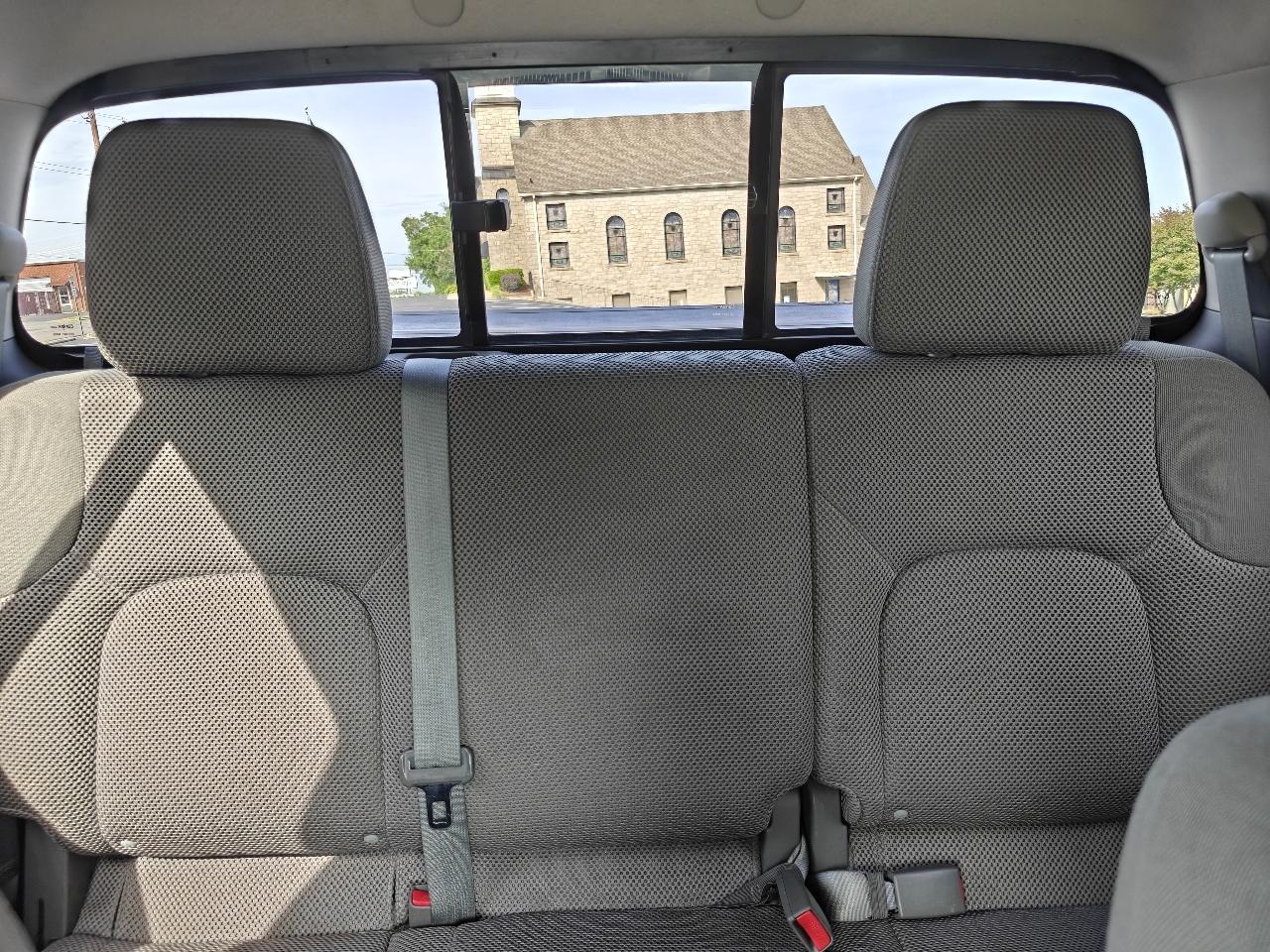 Nissan Frontier S Crew Cab 5AT 2WD 2016