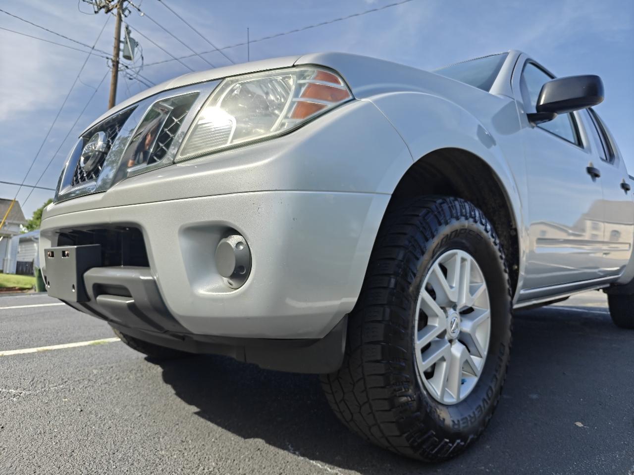 Nissan Frontier S Crew Cab 5AT 2WD 2016