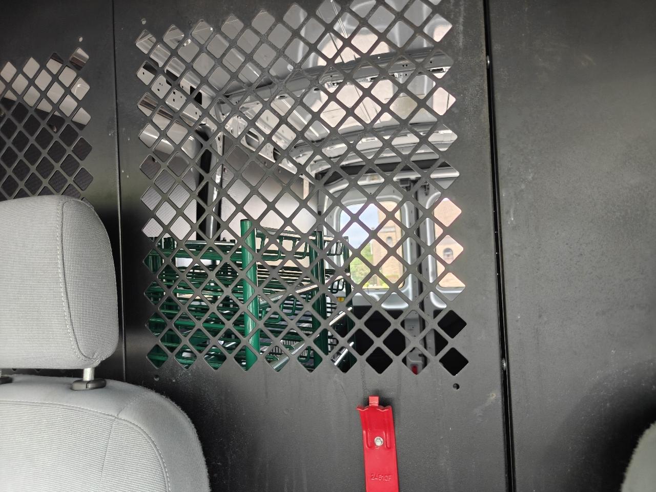 Ford Transit 250 Van Med. Roof w/Sliding Pass. 148-in. WB 2017