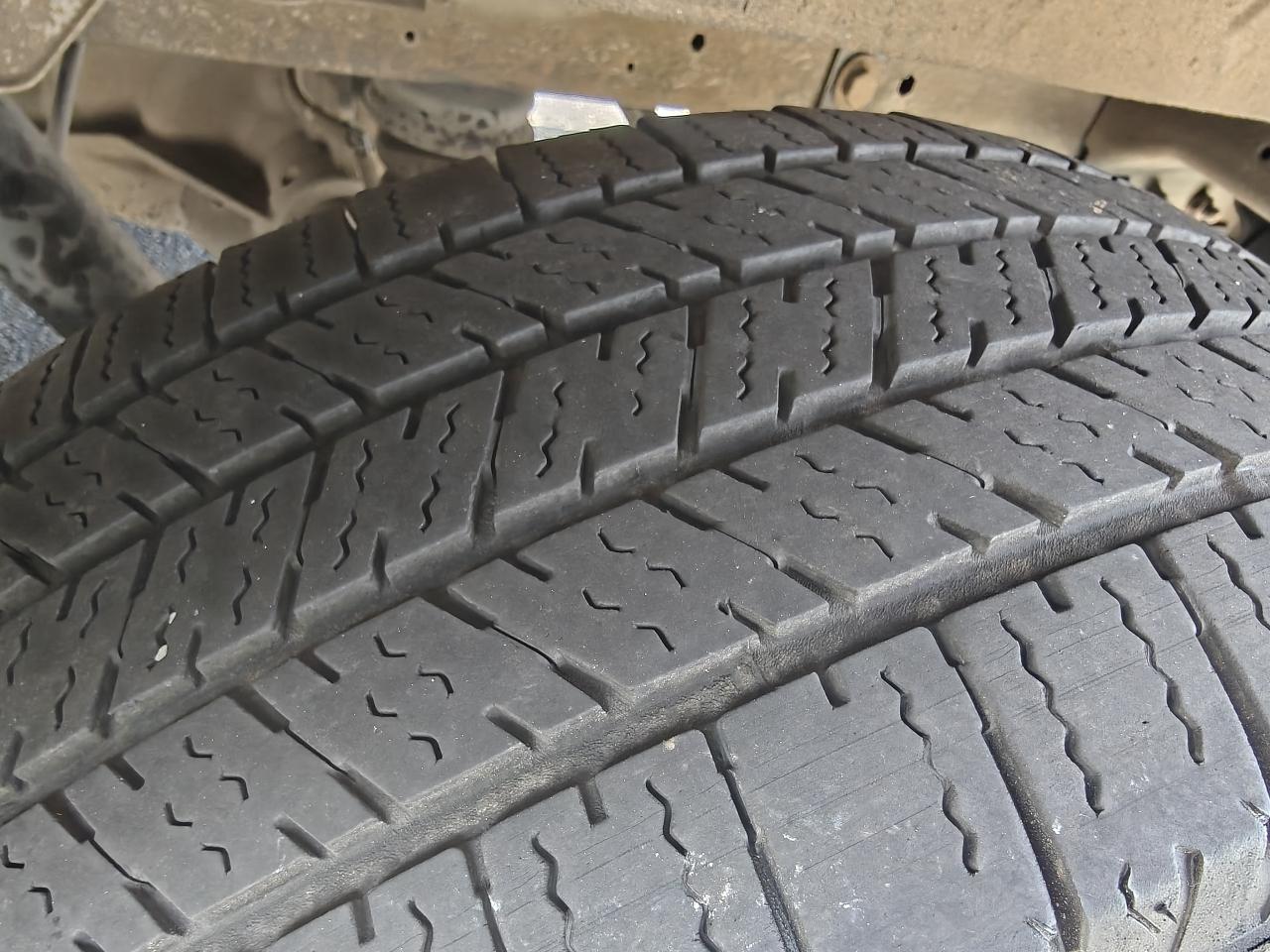 Ford Transit 250 Van Med. Roof w/Sliding Pass. 148-in. WB 2017