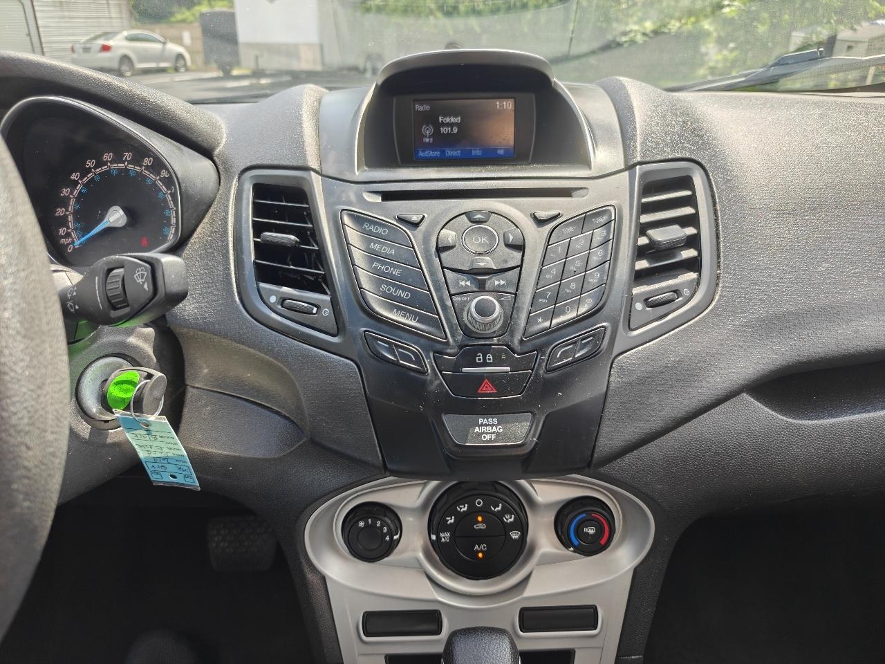 Ford Fiesta SE Sedan 2019
