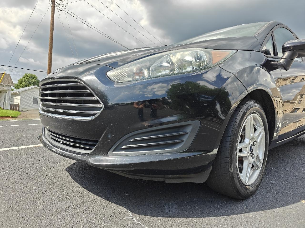 Ford Fiesta SE Sedan 2019