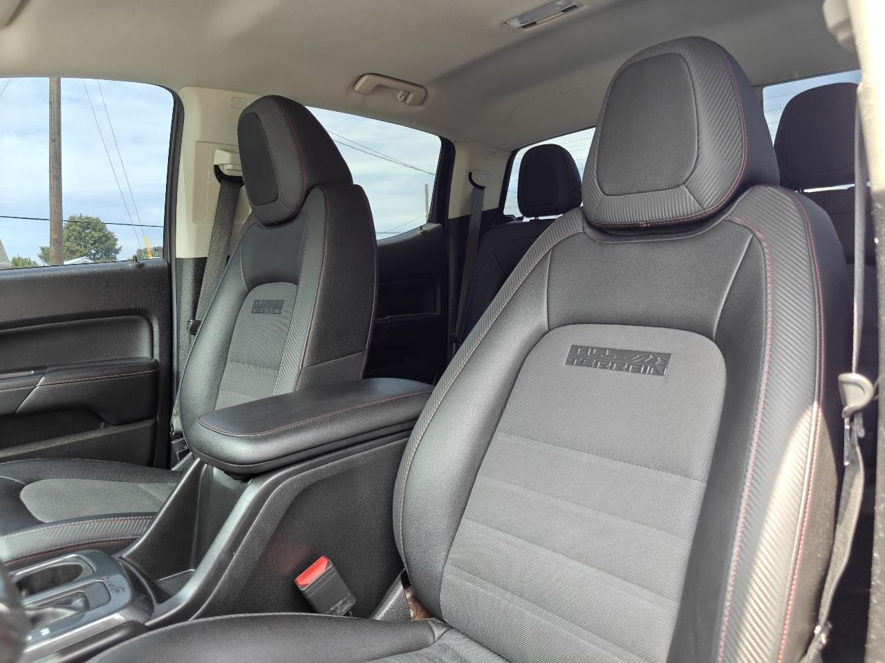GMC Canyon SLE Crew Cab 4WD 2016