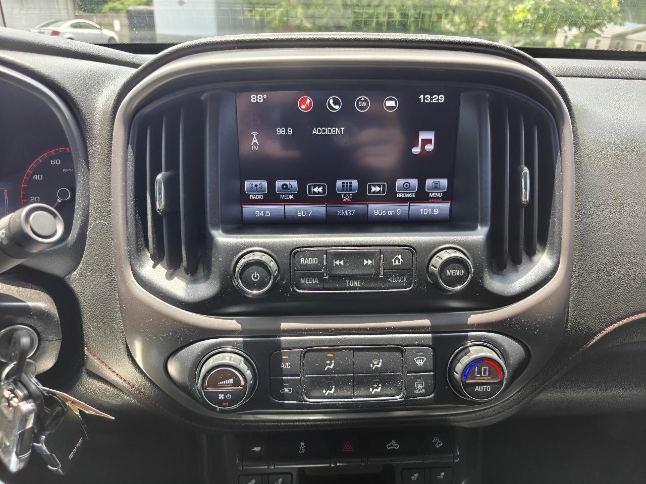 GMC Canyon SLE Crew Cab 4WD 2016
