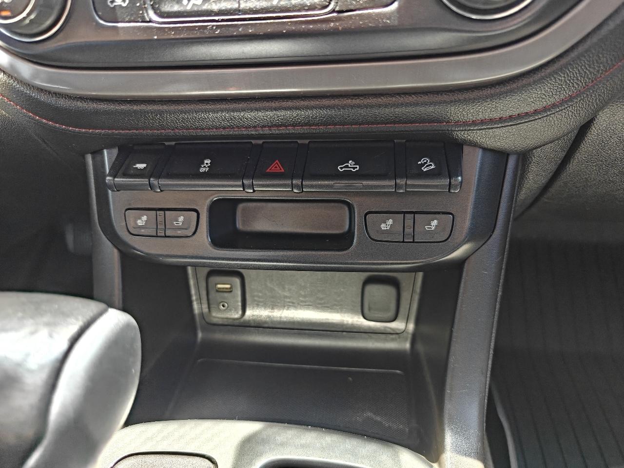 GMC Canyon SLE Crew Cab 4WD 2016