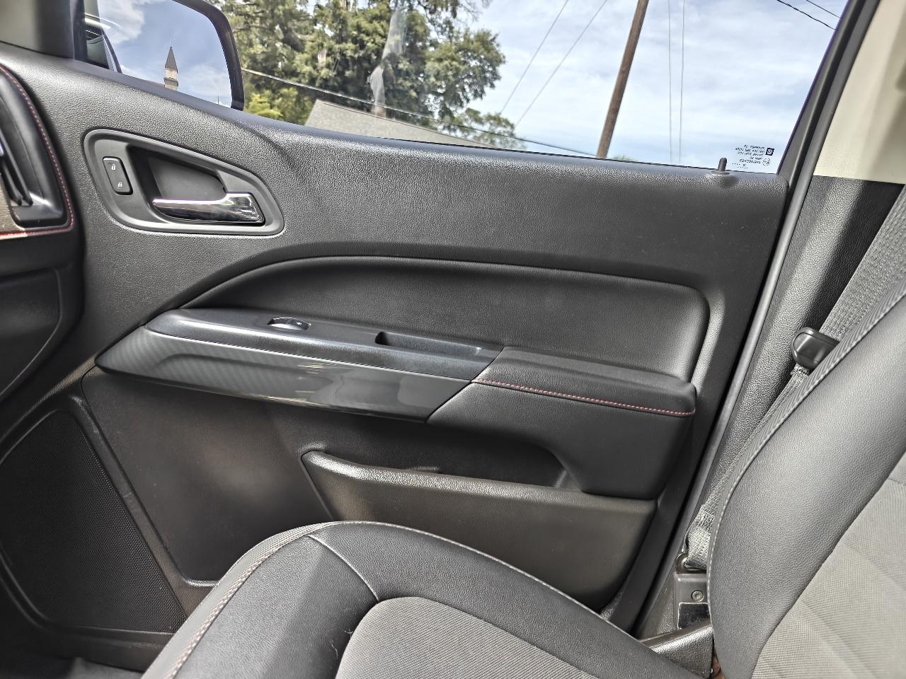 GMC Canyon SLE Crew Cab 4WD 2016
