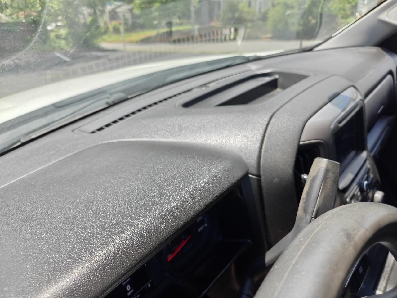 Chevrolet Silverado 1500 W/T Reg Cab 2WD SWB 2020