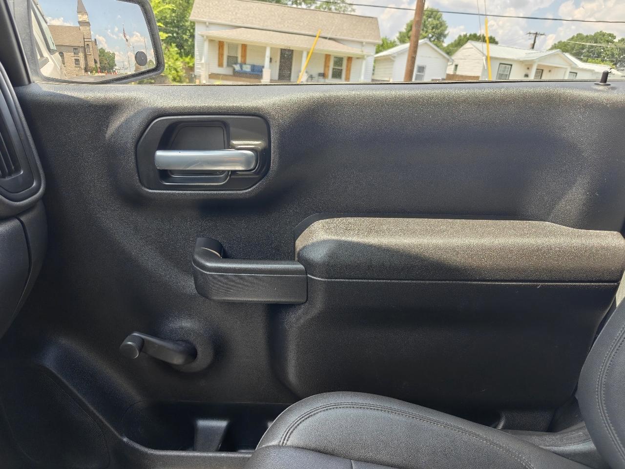 Chevrolet Silverado 1500 W/T Reg Cab 2WD SWB 2020