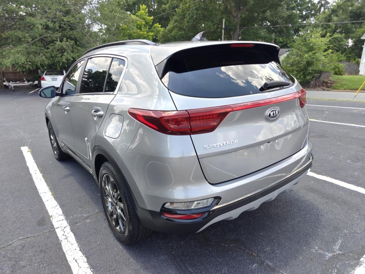 Kia Sportage S FWD 2020