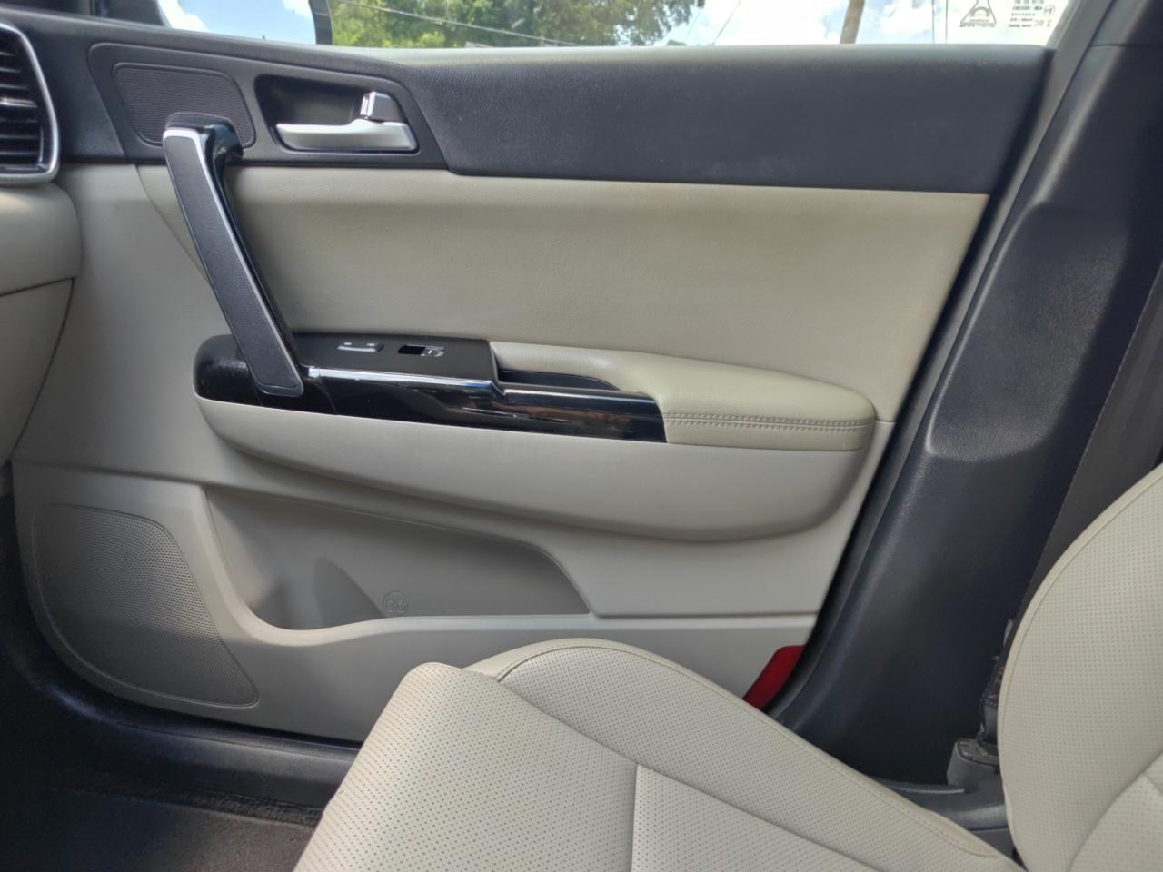 Kia Sportage S FWD 2020