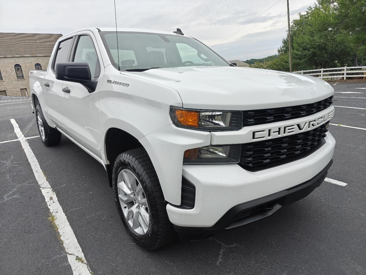 Chevrolet Silverado 1500 Limited Custom Crew Cab Short Box 4WD 2022
