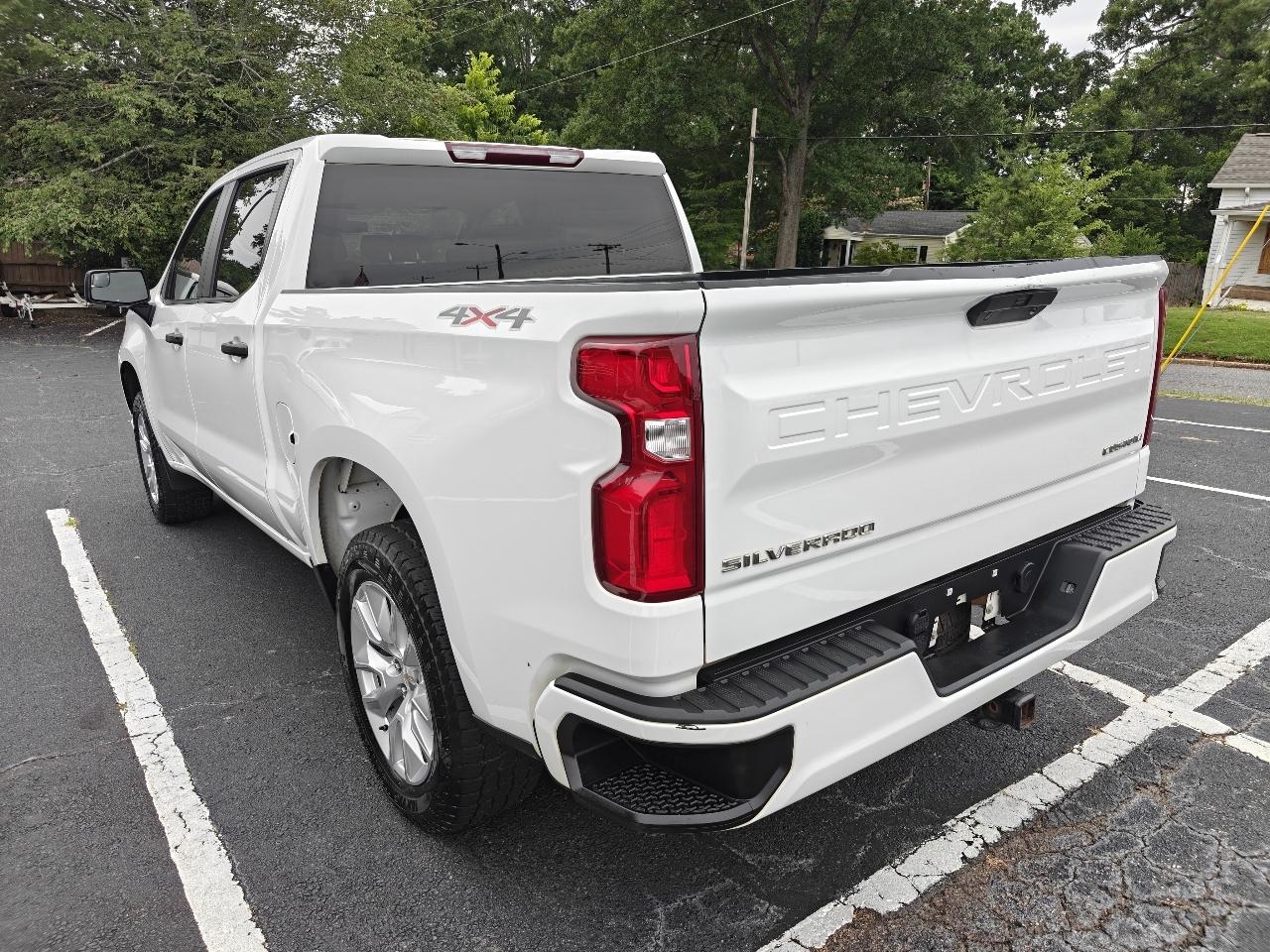 Chevrolet Silverado 1500 Limited Custom Crew Cab Short Box 4WD 2022
