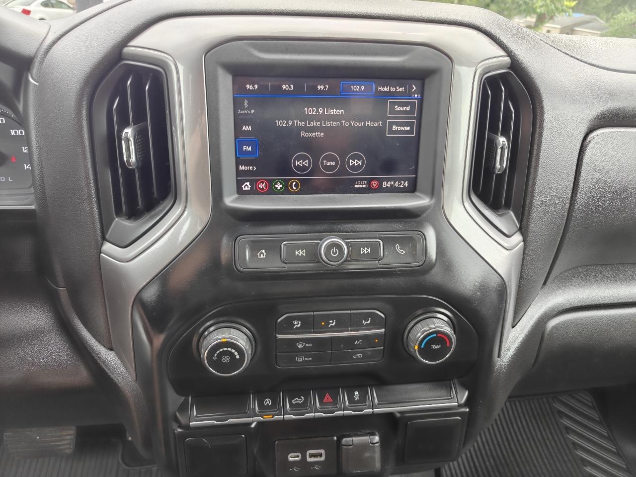 Chevrolet Silverado 1500 Limited Custom Crew Cab Short Box 4WD 2022