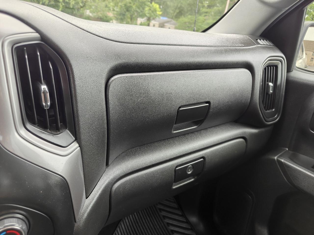Chevrolet Silverado 1500 Limited Custom Crew Cab Short Box 4WD 2022