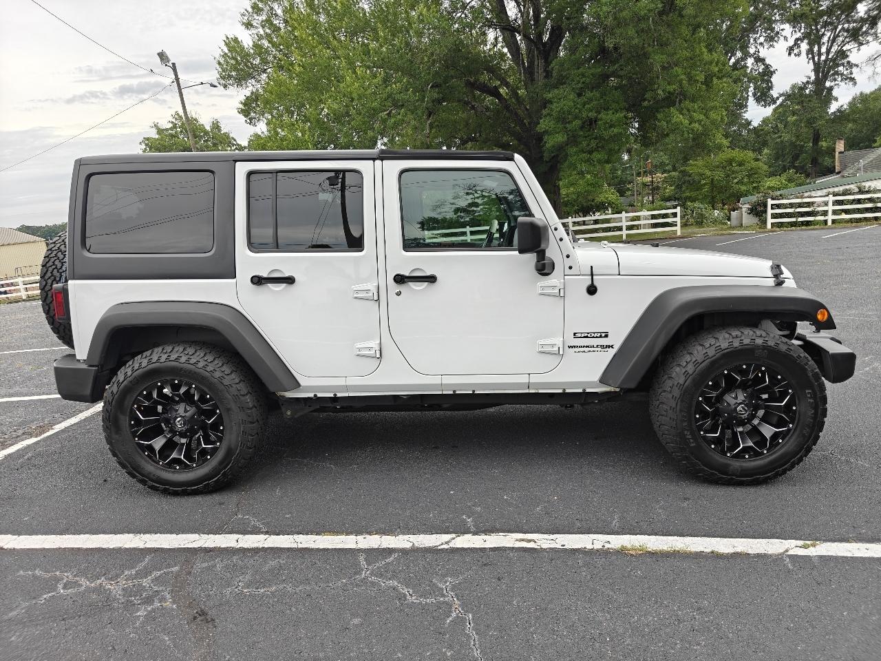 Jeep Wrangler JK Unlimited Sport 4WD 2018