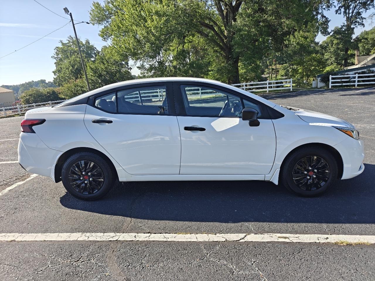 Nissan Versa S CVT 2021
