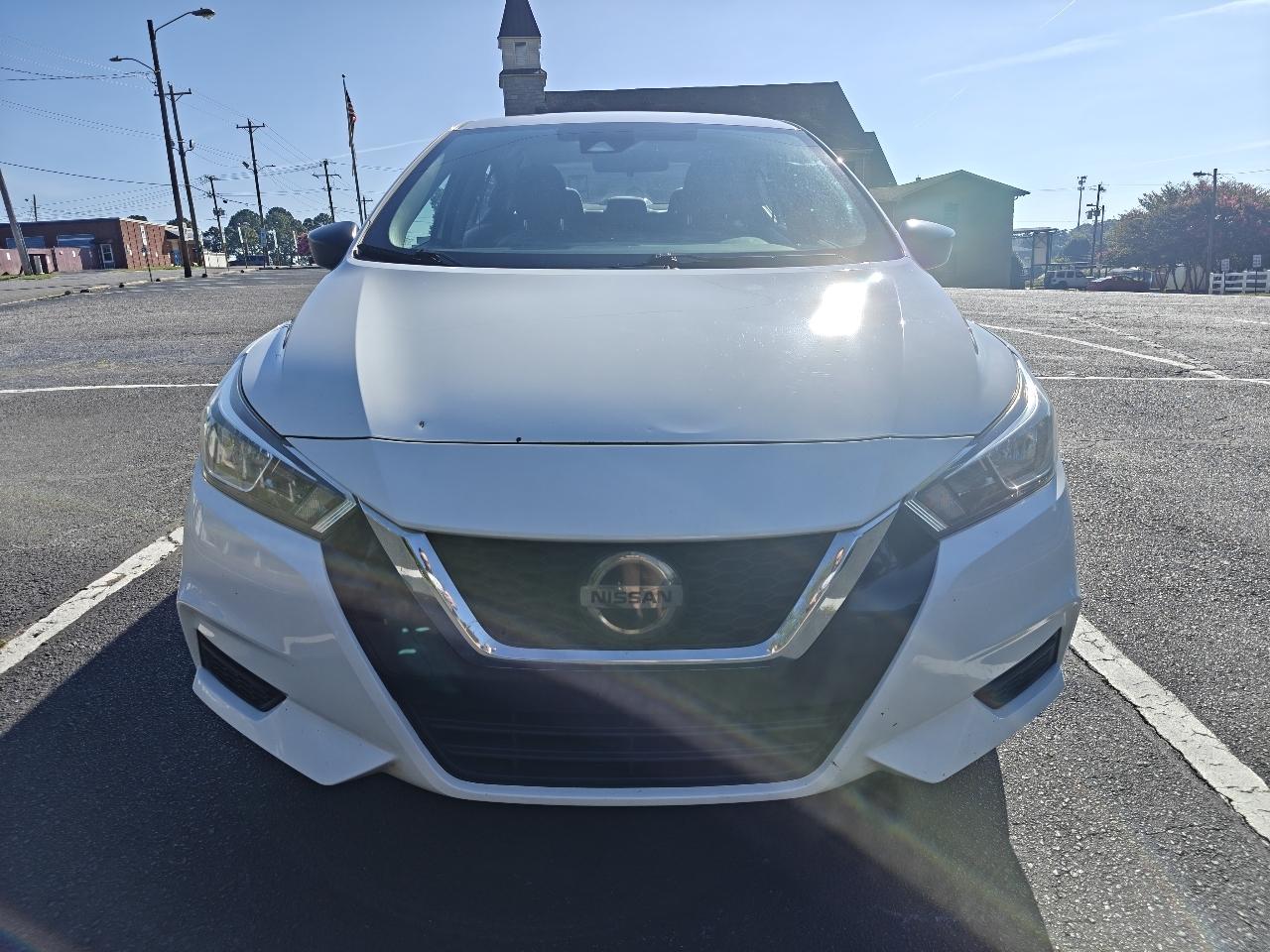 Nissan Versa S CVT 2021