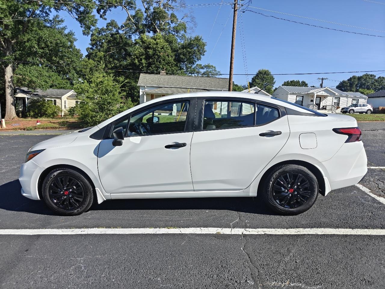 Nissan Versa S CVT 2021