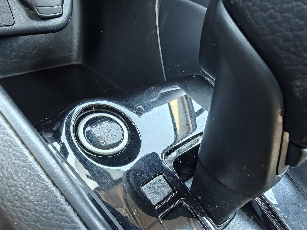 Nissan Versa S CVT 2021